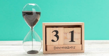hourglass countdown until december 31