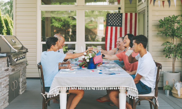 family celebrating 4th of july