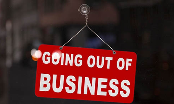 going out of business sign