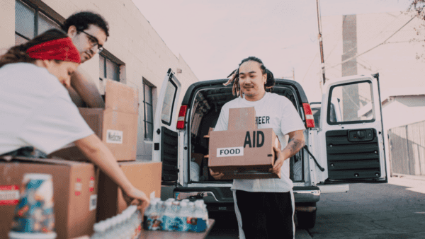 4 Tips for Effectively Managing Your Nonprofit’s Volunteers